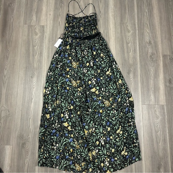 ASTR Black Floral Stasia Maxi Dress M Open Back Leg Slit Pockets NWT - Picture 5 of 9